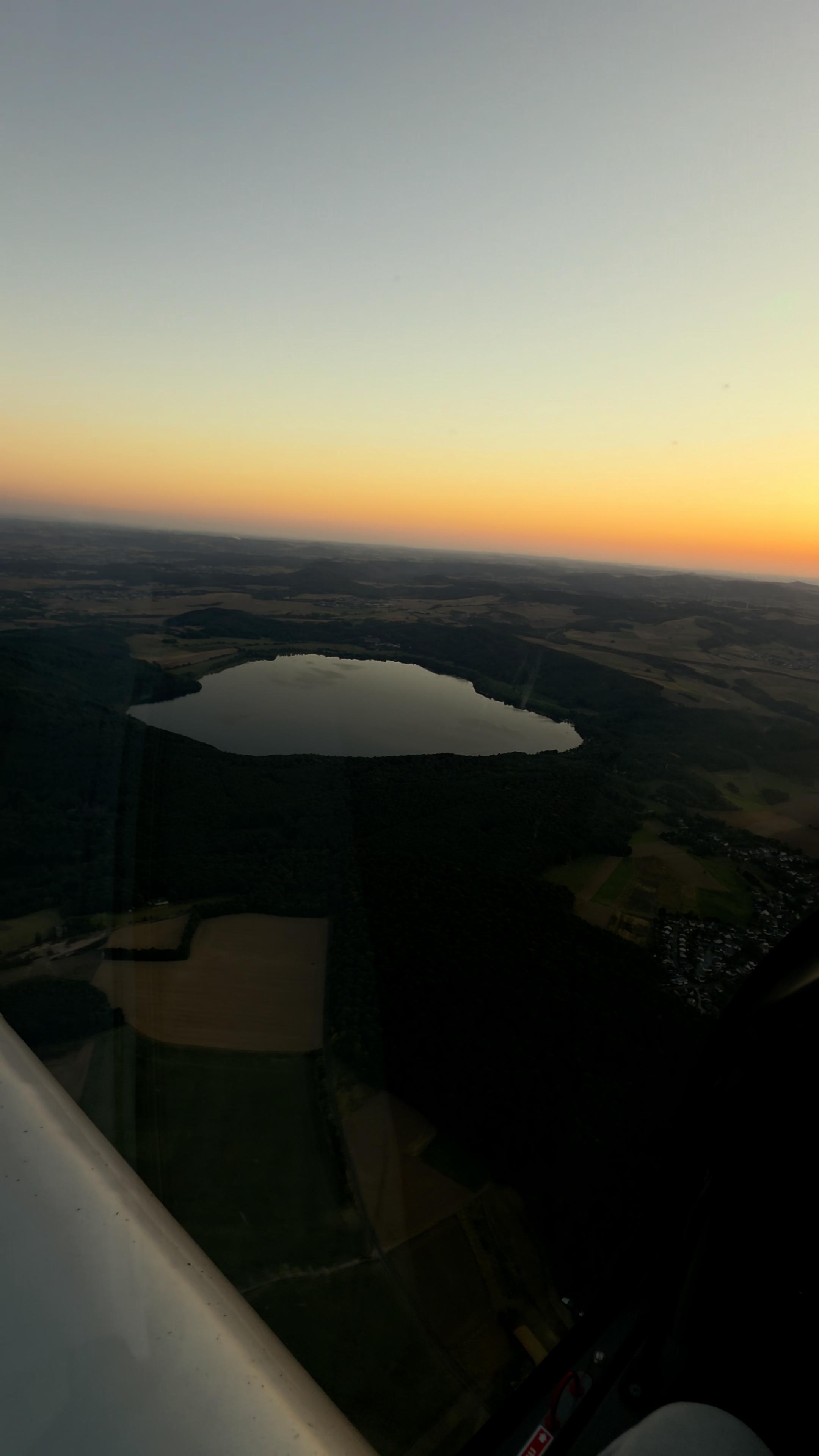 Höhenzüge rund um Koblenz bei Abendlicht